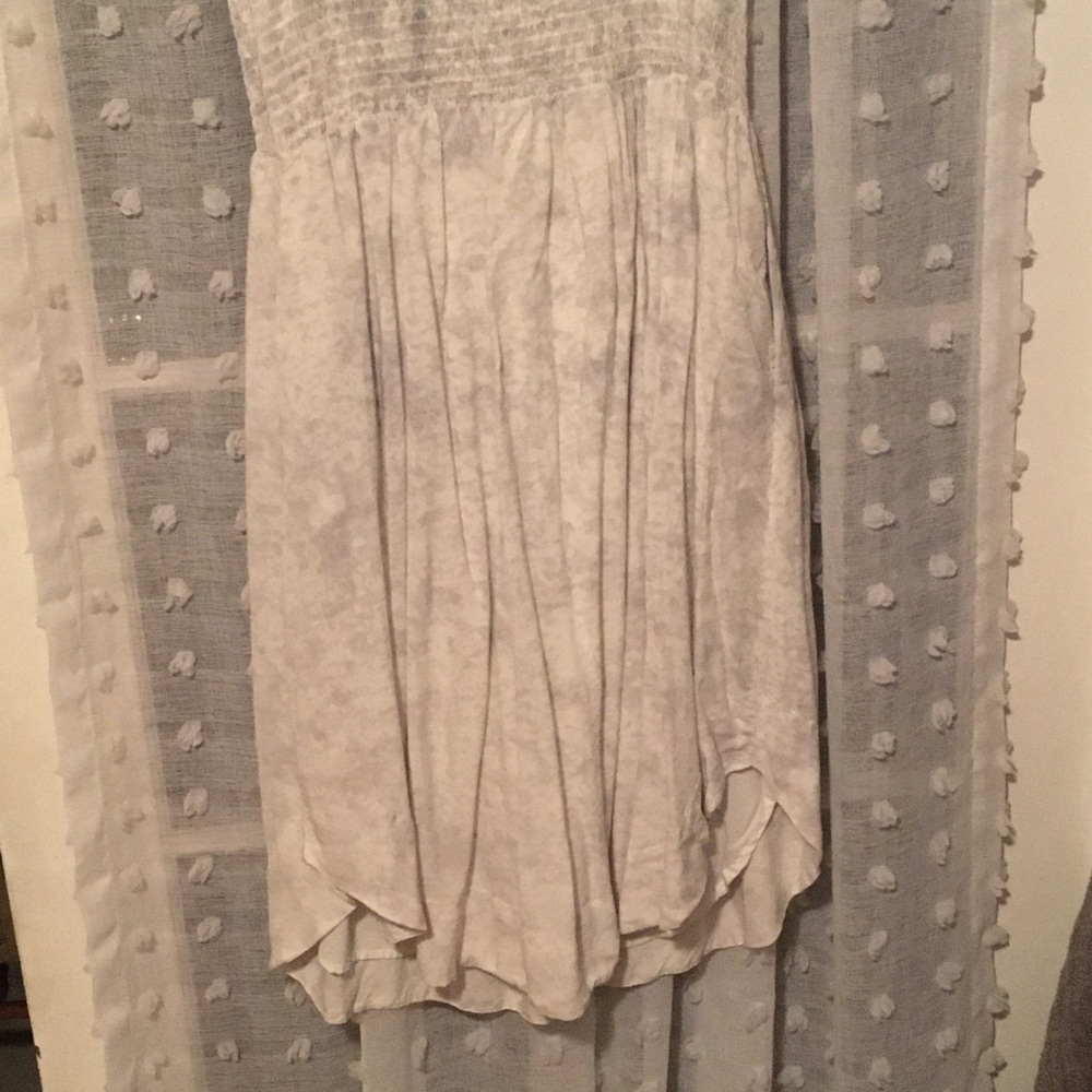 Maisie Smocked Gray/White Tank Lined Dress Size S - Picture 5 of 8